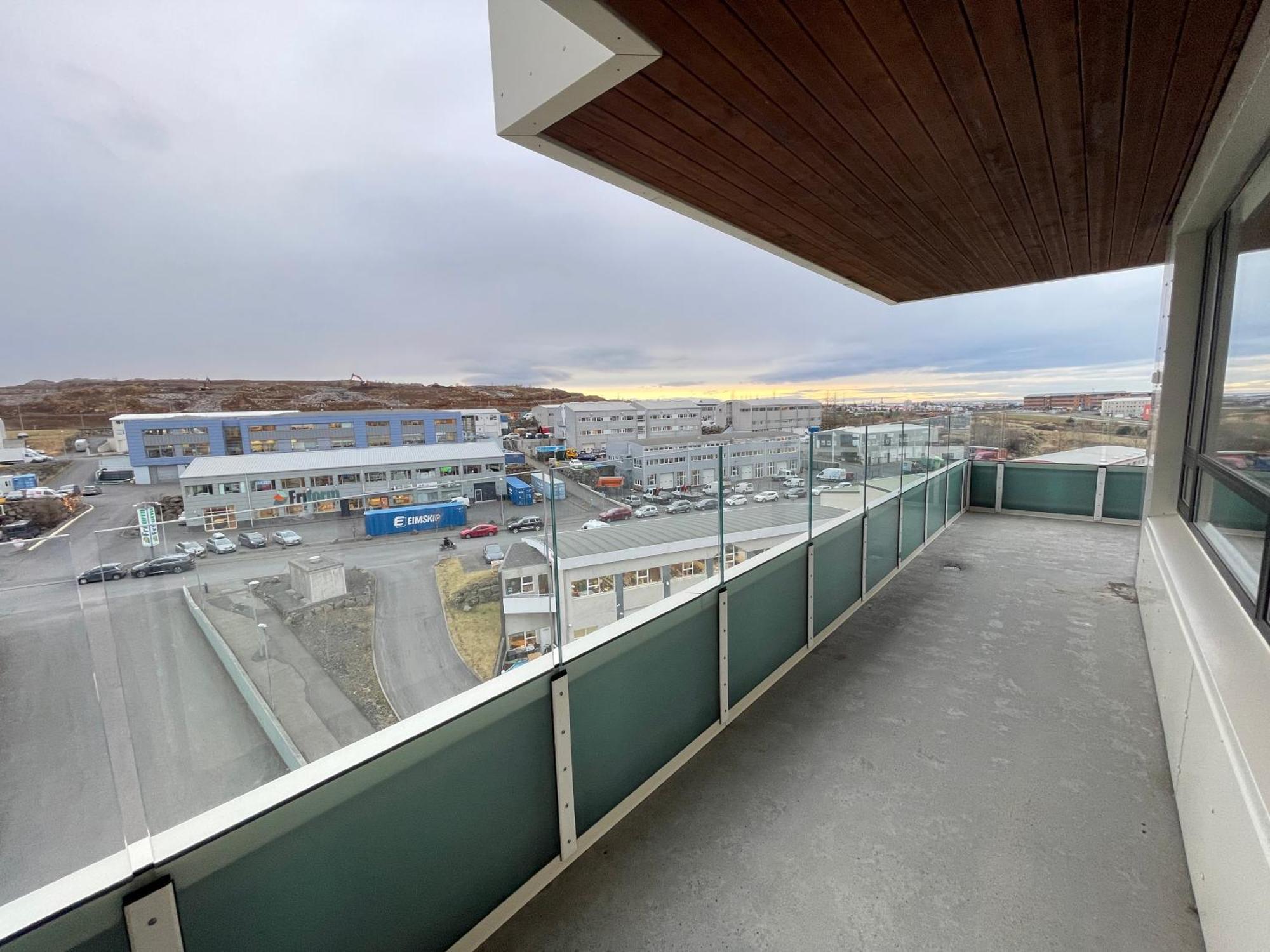 Modern And Spacious 3 Bedroom Apartment In Kopavogur Reykjavík Kültér fotó